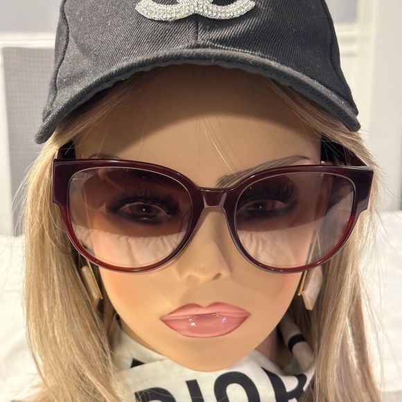 MCM Cat Eye Sunglasses main image 7